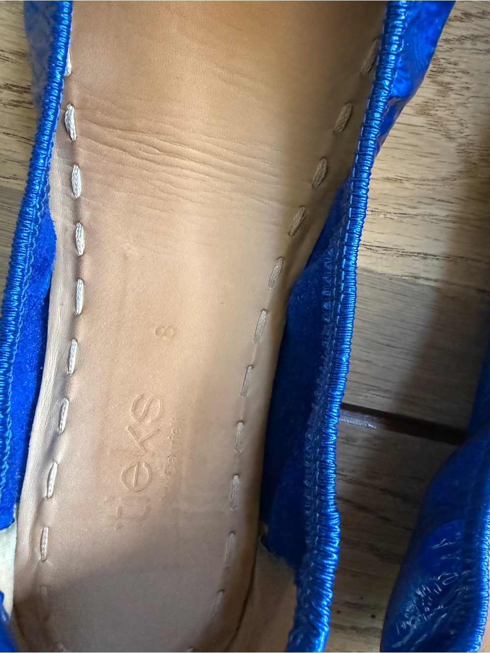 SAPPHIRE PATENT Blue Women's Ballet Flats - Picture 3 of 4